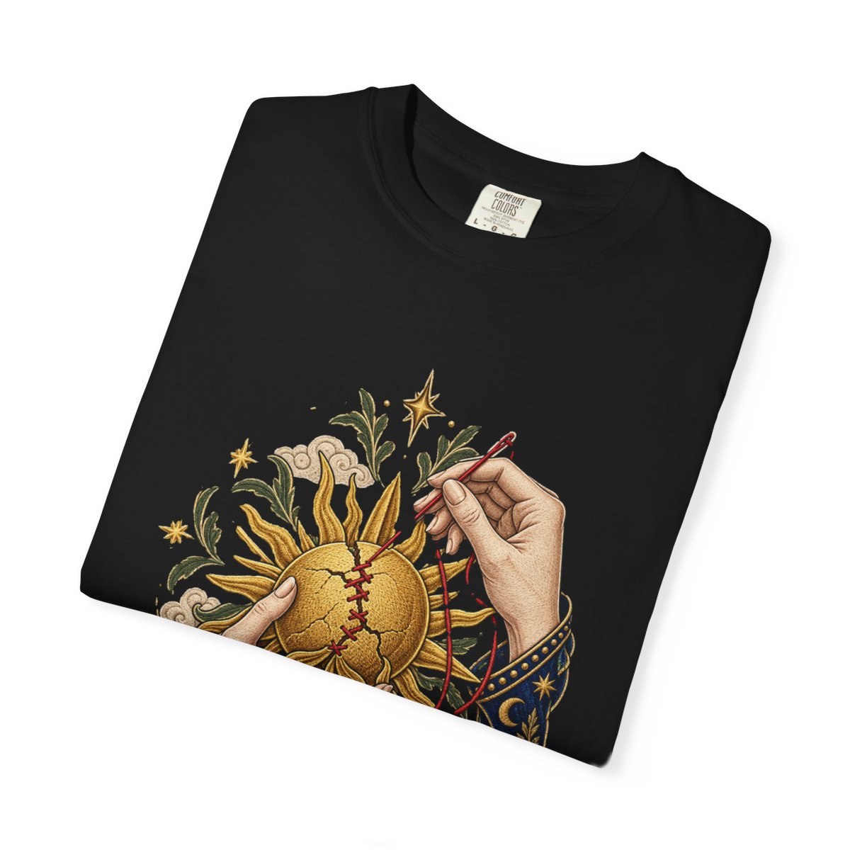 Sunmender Tee folded front print detail