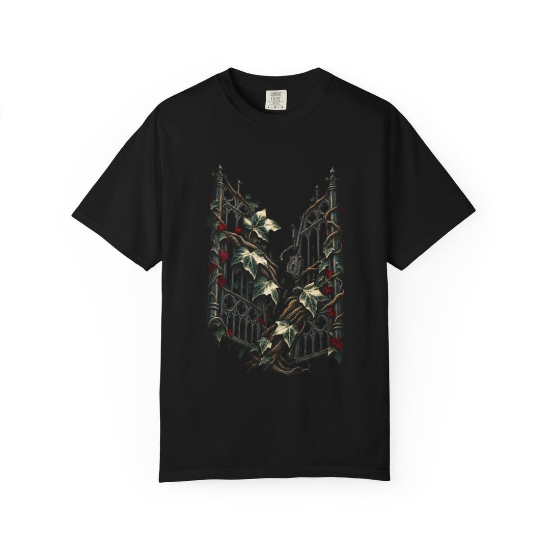 Ivy Breaks In Tee