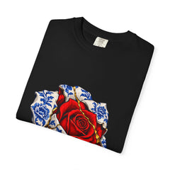 Rose in Pieces Tee folded front print detail